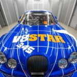 V8 STAR mit frei programmierbarem MoTeC M48 Motorsteuergerät auf dem Allrad-Scheitelrollen-Prüfstand der Herrmann Motorenentwicklung GmbH