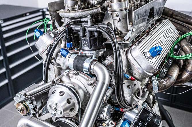 Inbetriebnahme eines Ford GT40 Motors nach Revision auf dem Stationären Motorenprüfstand, Herrmann Motorenentwicklung GmbH