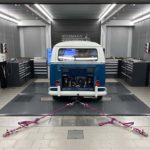 Abstimmung eines neu aufgebauten Motors in einem VW Bus T1 auf dem Allrad-Scheitelrollen-Prüfstand, Herrmann Motorenentwicklung GmbH