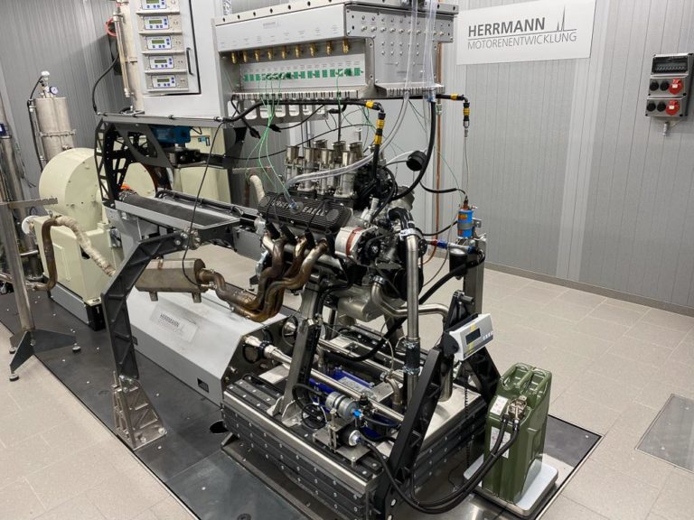 Inbetriebnahme eines neu aufgebauten Ford 289cui V8 Motors auf dem Stationären Prüfstand, Herrmann Motorenentwicklung GmbH